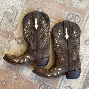 cowgirl boots